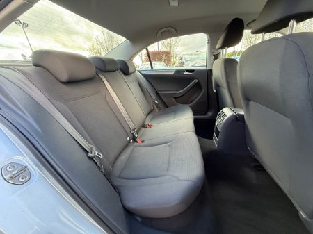 2016 Volkswagen Jetta - photo 13
