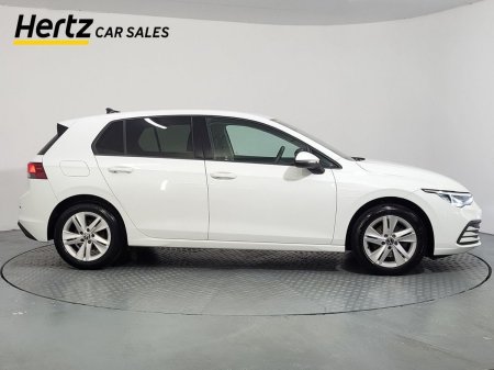 2023 Volkswagen Golf - photo 2