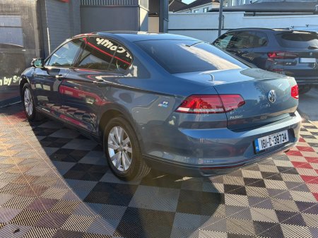 2018 Volkswagen Passat - photo 16
