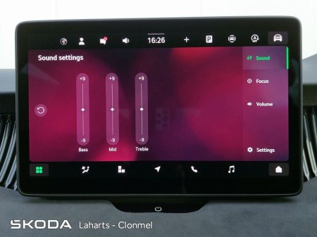 2026 Skoda Superb - photo 32