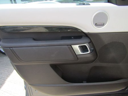 2018 Land Rover Discovery - photo 26