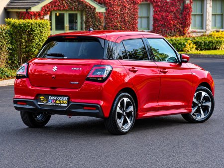 2024 Suzuki Swift - photo 2
