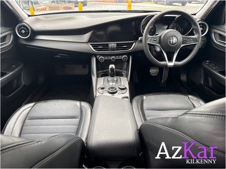 2017 Alfa Romeo Giulia - photo 16