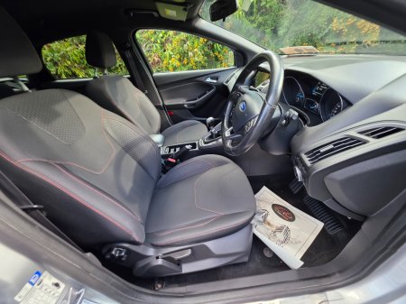 2018 Ford Focus - photo 11