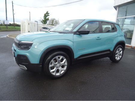 2025 Jeep Avenger - photo 4
