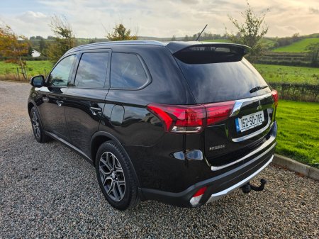 2015 Mitsubishi Outlander - photo 4