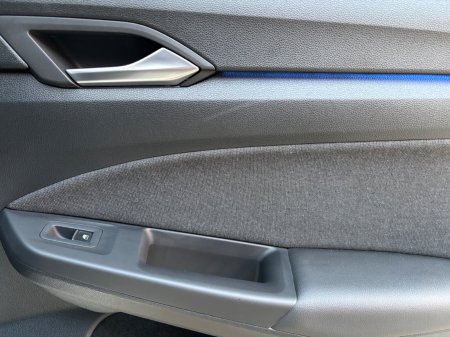2024 Volkswagen Golf - photo 34