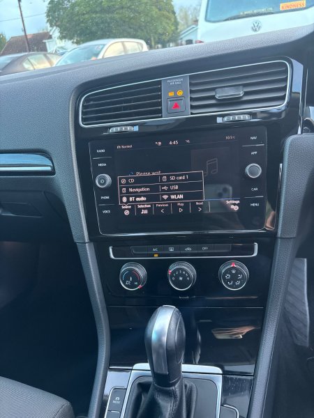 2019 Volkswagen Golf - photo 9