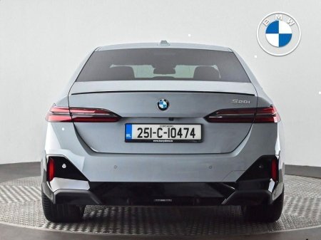 2025 BMW 5-Series - photo 15