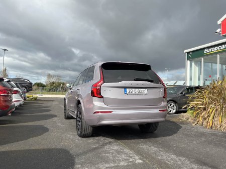 2025 Volvo XC90 - photo 9