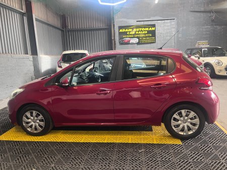 2017 Peugeot 208 - photo 8