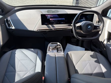 2023 BMW iX - photo 11