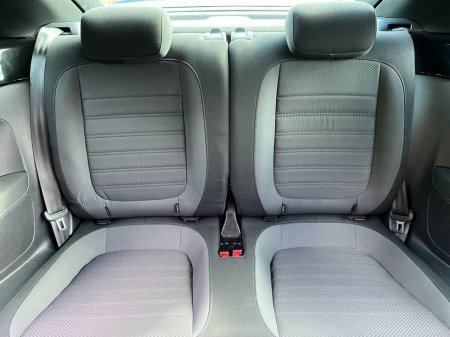 2017 Volkswagen Beetle - photo 12