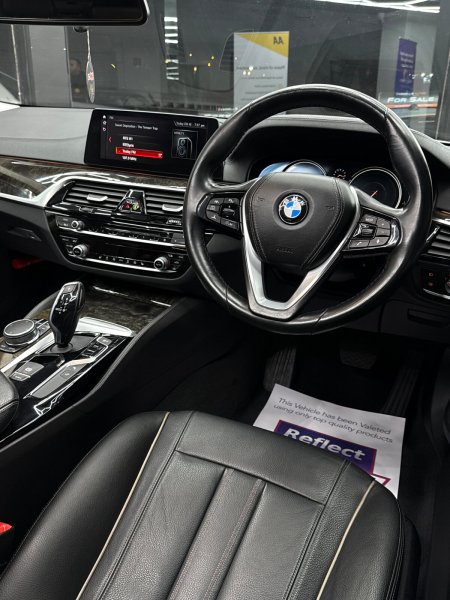2018 BMW 5-Series - photo 9