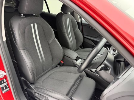 2024 BMW 1-Series - photo 23