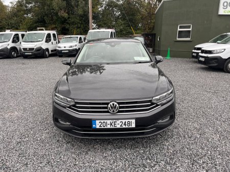 2020 Volkswagen Passat - photo 2