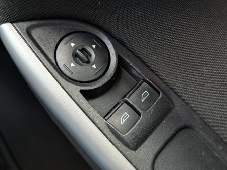2015 Ford Focus - photo 8