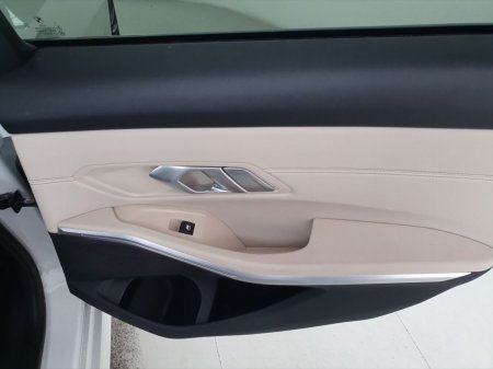 2020 BMW 3-Series - photo 21