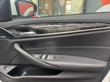 2019 BMW 5-Series - photo 16