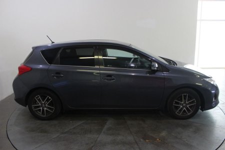 2015 Toyota Auris - photo 3