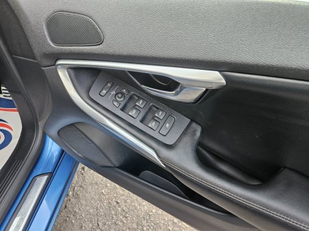 2017 Volvo V40 - photo 16