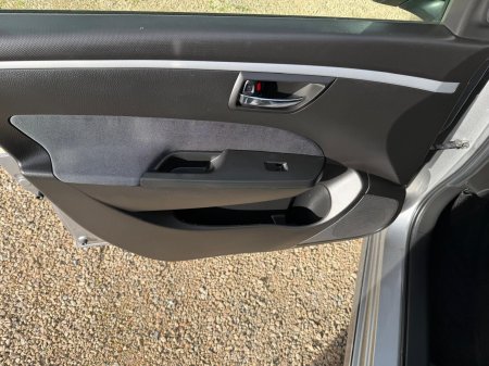 2015 Suzuki Swift - photo 14