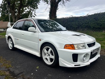 1998 Mitsubishi Lancer - photo 2