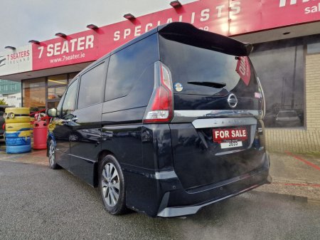 2017 Nissan Serena - photo 5