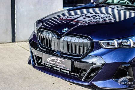 2024 BMW 3-Series - photo 2