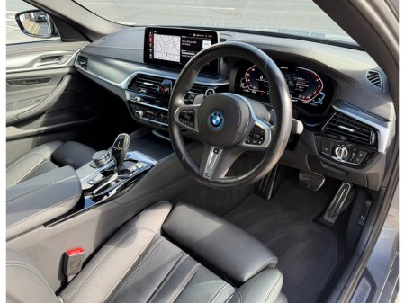 2023 BMW 5-Series - photo 19