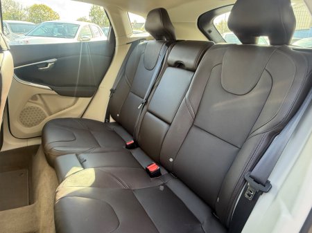 2014 Volvo V40 - photo 16