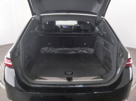 2025 BMW i5 - photo 13