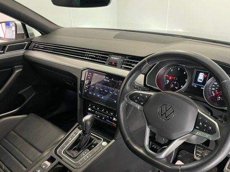 2023 Volkswagen Passat - photo 14