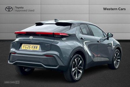 2026 Toyota C-HR - photo 2