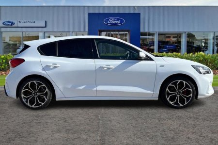 2021 Ford Focus - photo 3