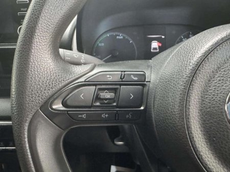 2021 Toyota Yaris - photo 24