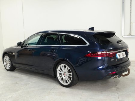 2019 Jaguar XF - photo 15