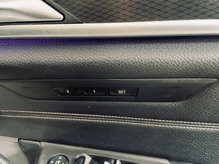 2022 BMW 5-Series - photo 26