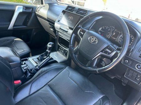2022 Toyota Land Cruiser - photo 6
