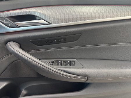 2020 BMW 5-Series - photo 11