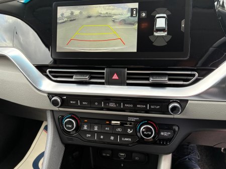 2020 Kia Niro - photo 8