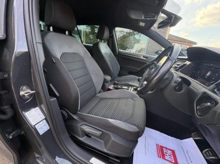 2019 Volkswagen Golf - photo 4