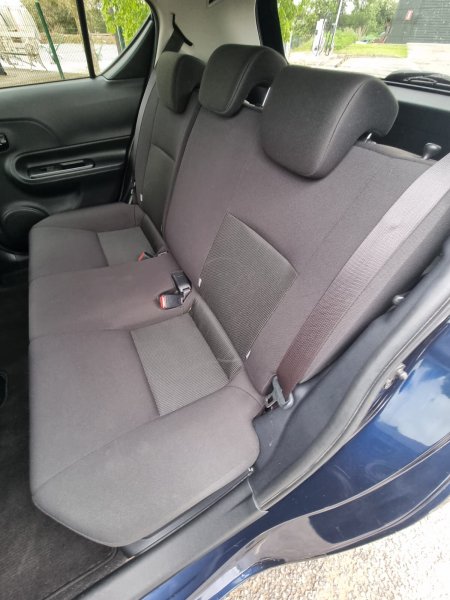 2019 Toyota Aqua - photo 15
