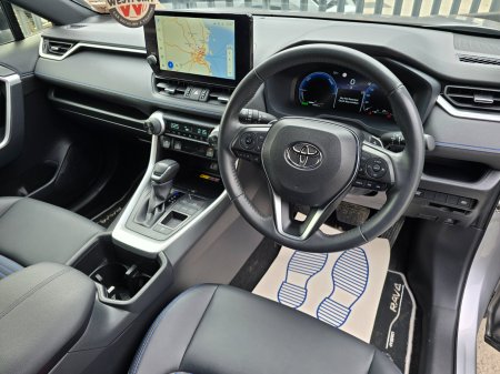 2024 Toyota RAV4 - photo 15