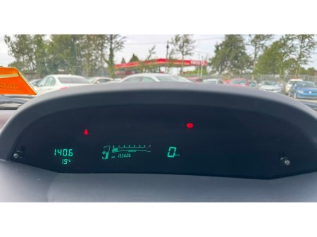 2011 Toyota Yaris - photo 17