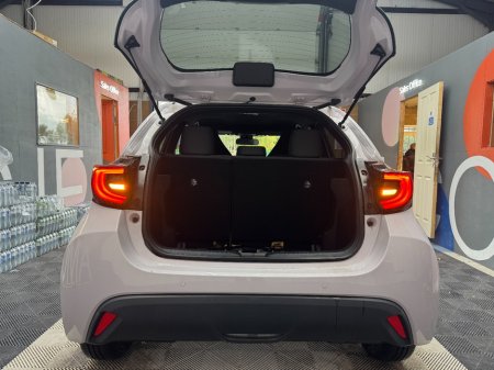 2020 Toyota Yaris - photo 8