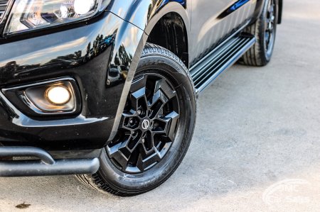 2020 Nissan Navara - photo 2