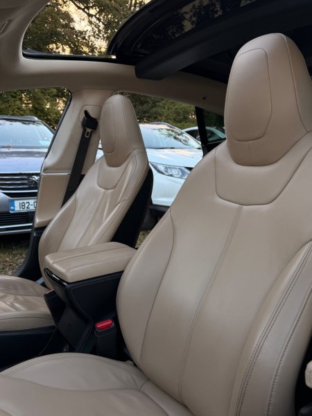 2015 Tesla Model S - photo 40