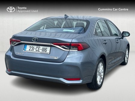 2023 Toyota Corolla - photo 2