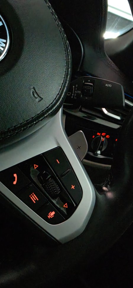 2020 BMW 5-Series - photo 24